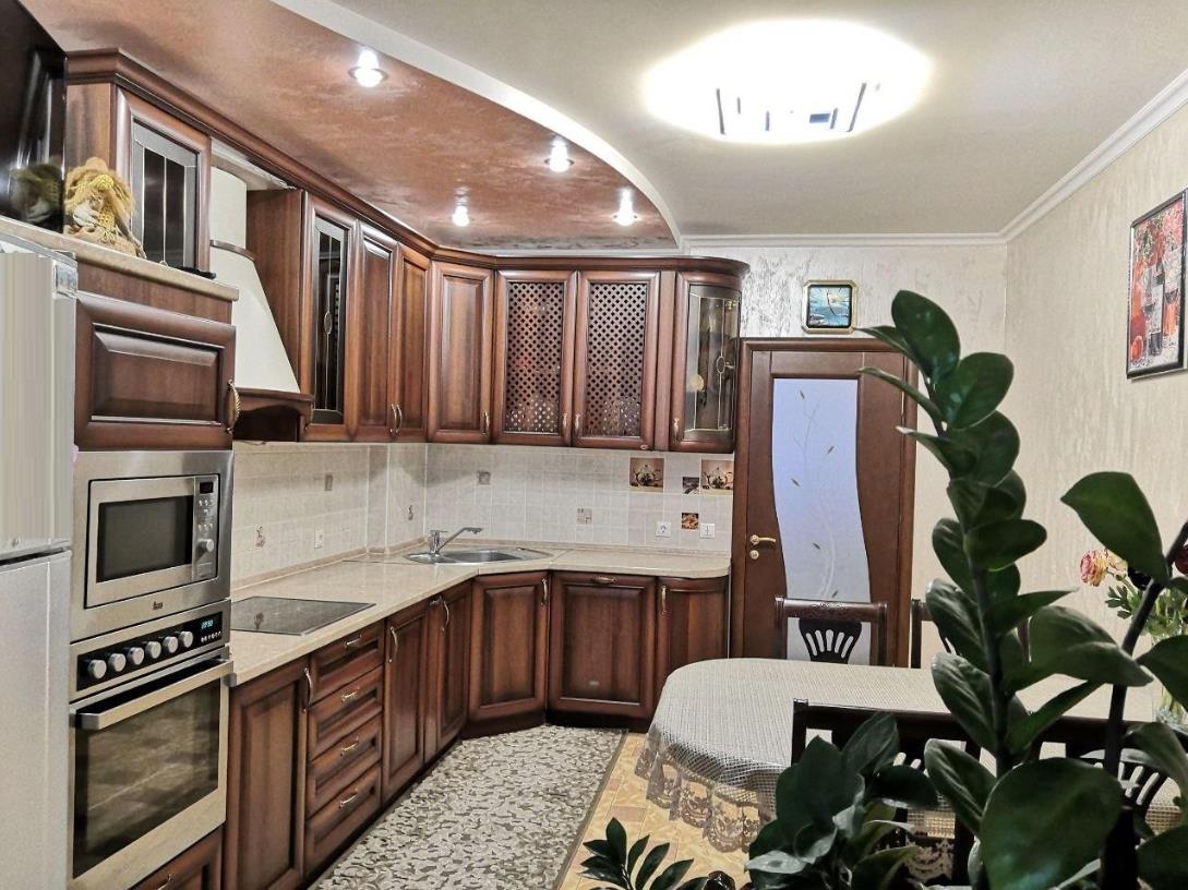 Фото №2: 2-комнатная квартира 101 м² - Краснодар, Центральный внутригородской округ, Покровка, мкр. Центральный, ул. Карасунская набережная, 32