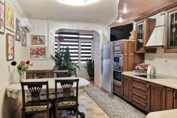 Фото №1: 2-комнатная квартира 91 м² - Краснодар, мкр. Центральный, ул. Карасунская набережная, 32