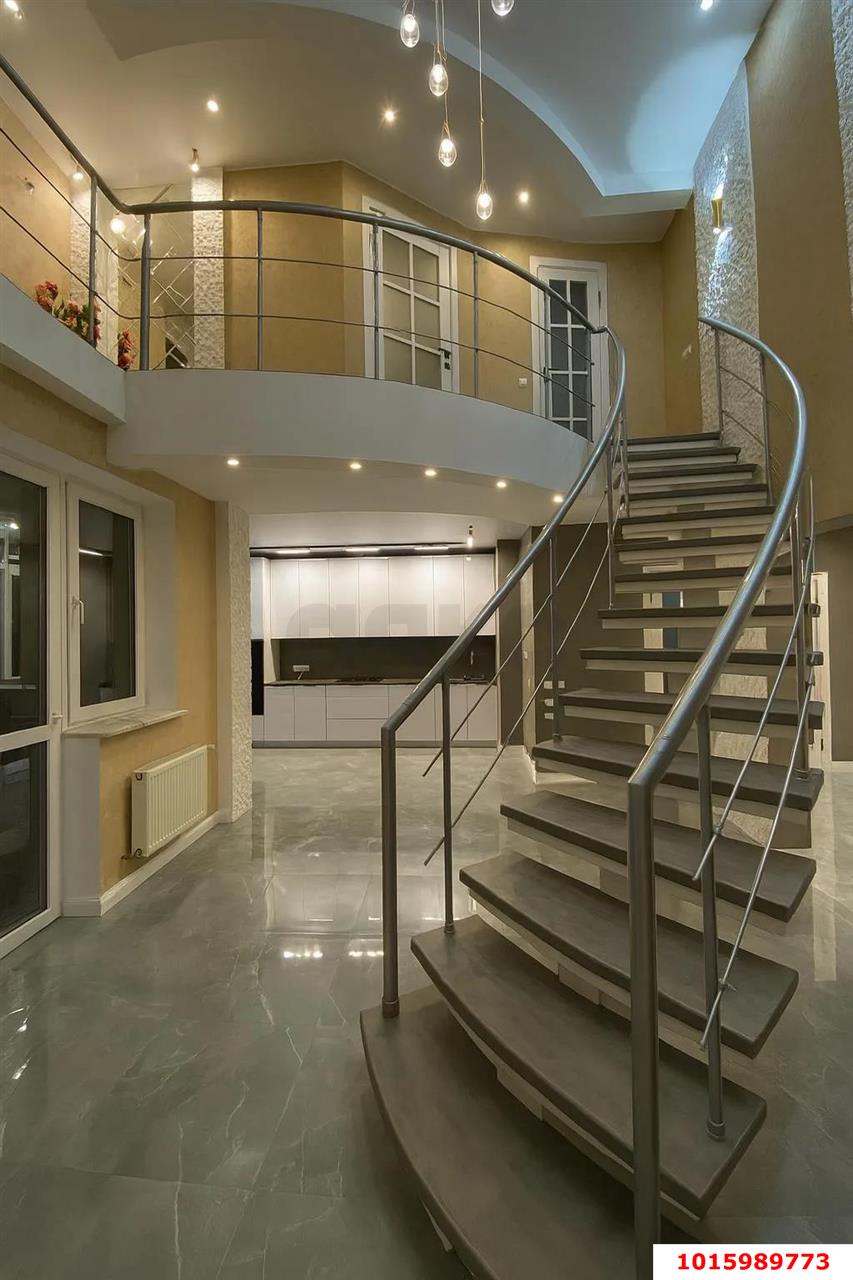 Фото №3: 3-комнатная квартира 100 м² - Краснодар, Западный внутригородской округ, жилой комплекс Новый Город, мкр. Юбилейный, ул. 70-летия Октября, 17