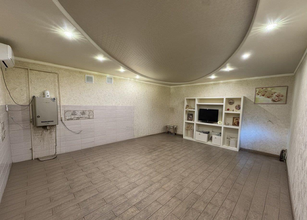 Фото №1: Дом 76 м² + 3.02 сот. - Краснодар, Центральный внутригородской округ, Покровка, мкр. Центральный, ул. Кузнечные Ряды, 20