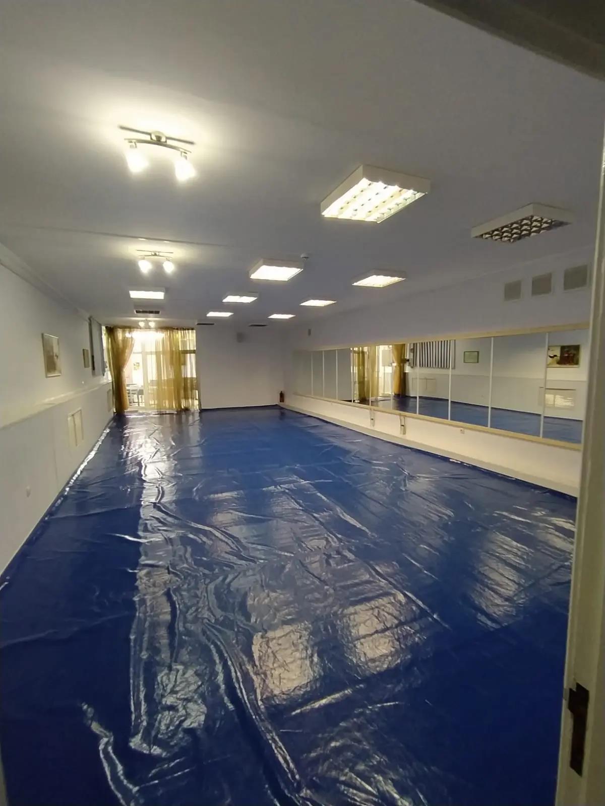 Фото №3: Коммерция 160 м² - Каневская, ул. Азовская, 75