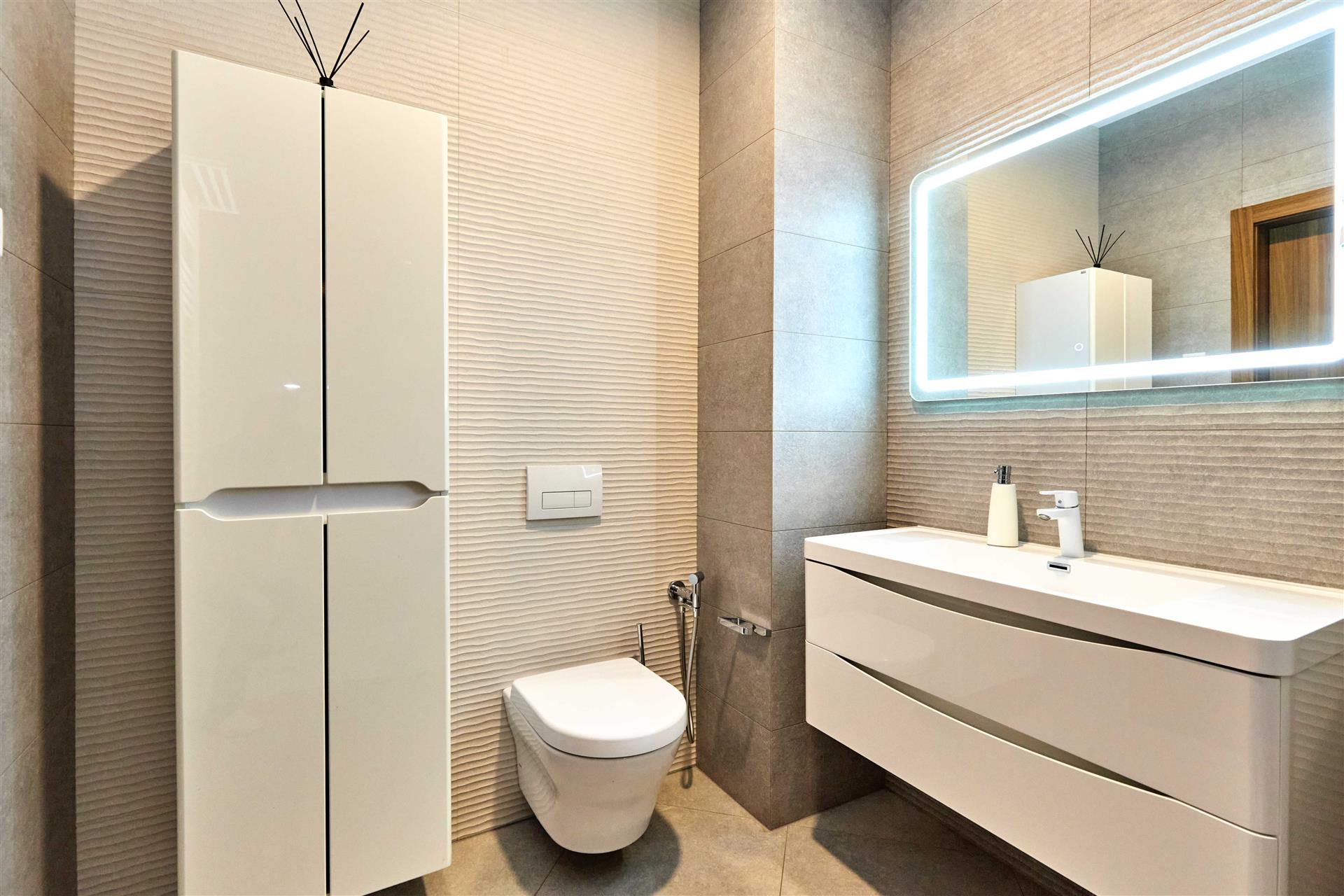 Фото №25: 3-комнатная квартира 137 м² - Краснодар, Центральный внутригородской округ, Завод Измерительных Приборов, мкр. жилой комплекс Ривьера, ул. Московская, 57/1