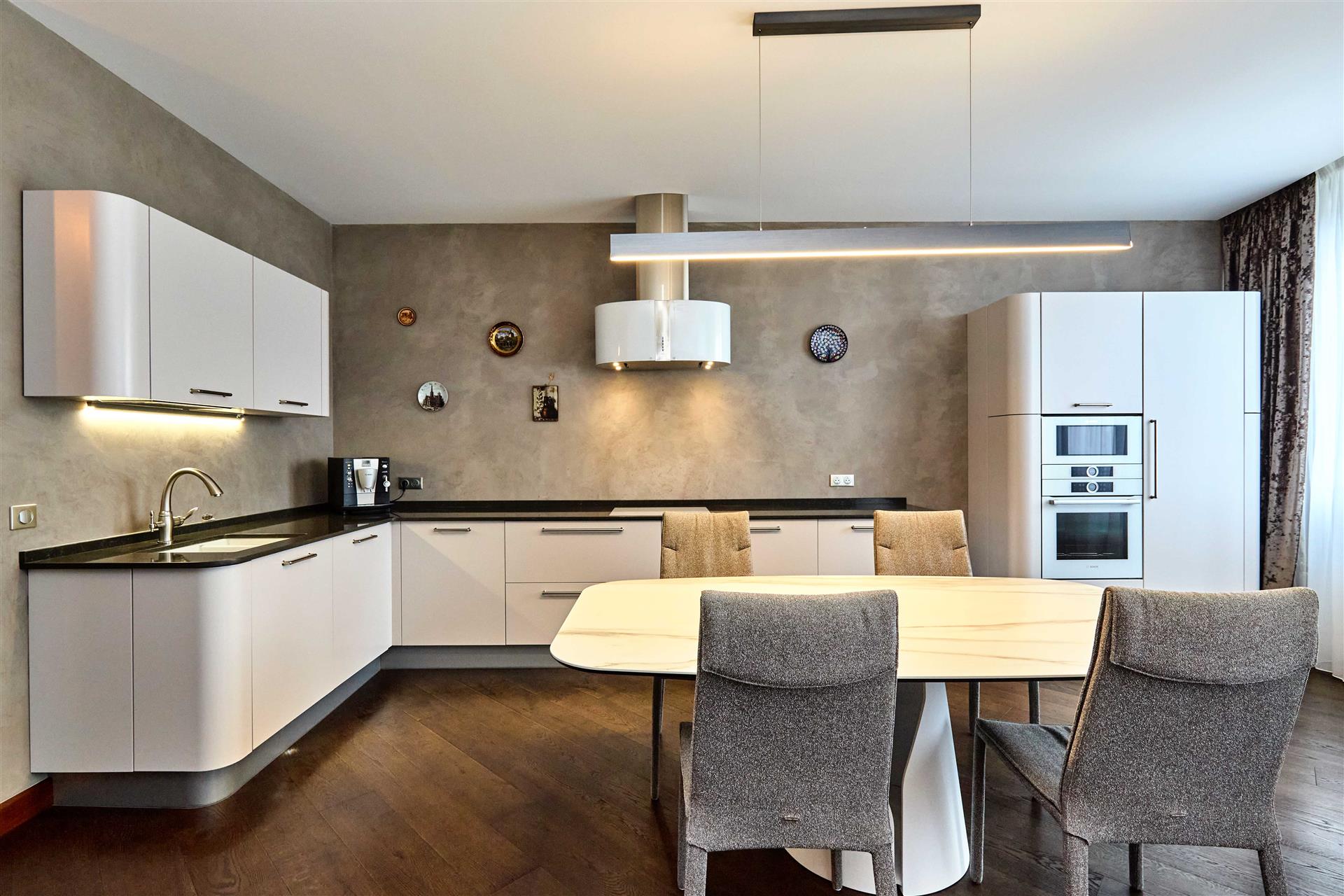 Фото №5: 3-комнатная квартира 137 м² - Краснодар, Центральный внутригородской округ, Завод Измерительных Приборов, мкр. жилой комплекс Ривьера, ул. Московская, 57/1