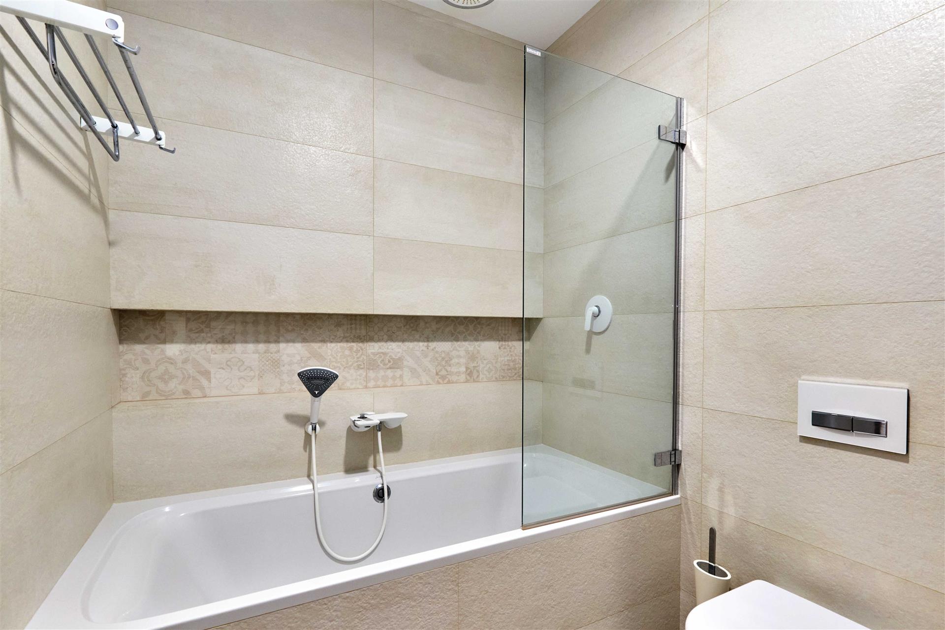 Фото №14: 3-комнатная квартира 137 м² - Краснодар, Центральный внутригородской округ, Завод Измерительных Приборов, мкр. жилой комплекс Ривьера, ул. Московская, 57/1