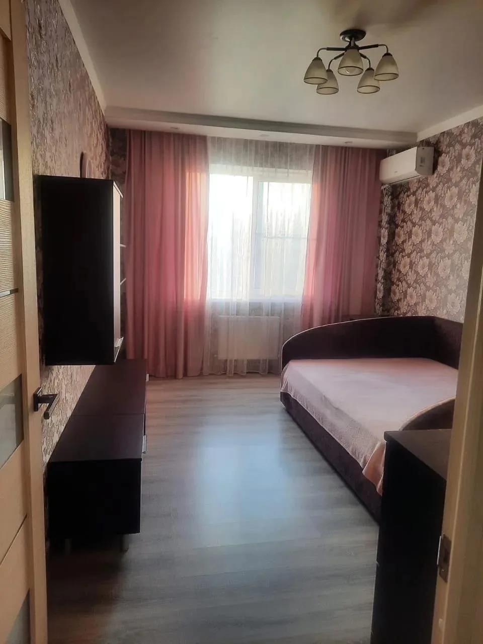 Фото №8: 2-комнатная квартира 67 м² - Краснодар, Карасунский внутригородской округ, Центральный внутригородской округ, мкр. Черёмушки, ул. Селезнёва, 4/5