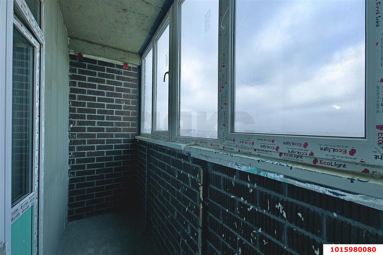 Фото №6: Студия 25 м² - Краснодар, Краевая Клиническая Больница, жилой комплекс Свобода, мкр. Прикубанский внутригородской округ, ул. Домбайская, 55к5