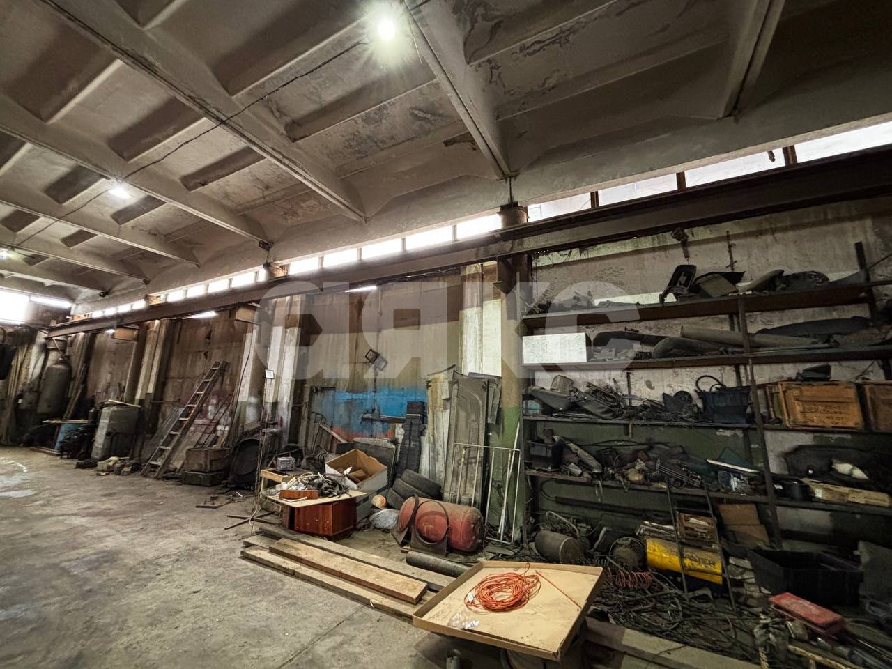 Фото №12: Коммерция 567 м² - Волгоград, р. Тракторозаводский, ул. Шурухина, 45А