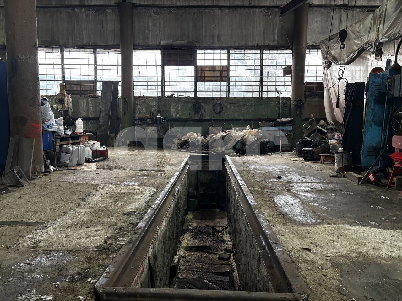 Фото №18: Коммерция 567 м² - Волгоград, р. Тракторозаводский, ул. Шурухина, 45А