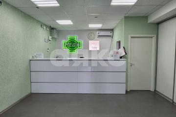 Фото №3: Коммерция 494 м² - Волжский, мкр. 38-й, ул. Волжской Военной Флотилии, 62