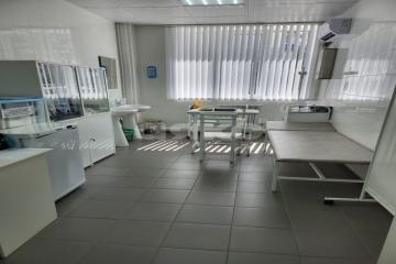 Фото №5: Коммерция 494 м² - Волжский, мкр. 38-й, ул. Волжской Военной Флотилии, 62