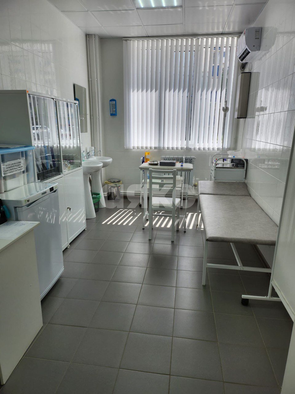 Фото №5: Коммерция 494 м² - Волжский, мкр. 38-й, ул. Волжской Военной Флотилии, 62