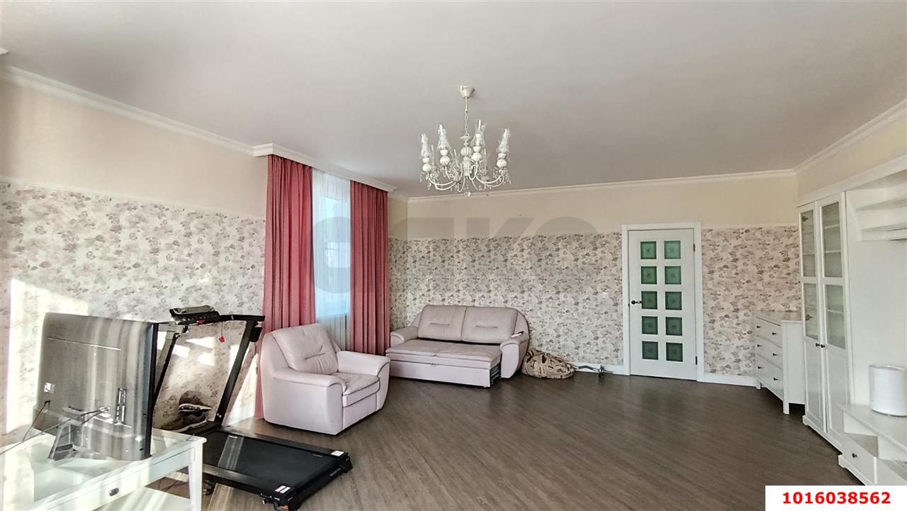 Фото №11: 2-комнатная квартира 98 м² - Краснодар, Центральный внутригородской округ, мкр. Завод Измерительных Приборов, ул. Зиповская, 4/3