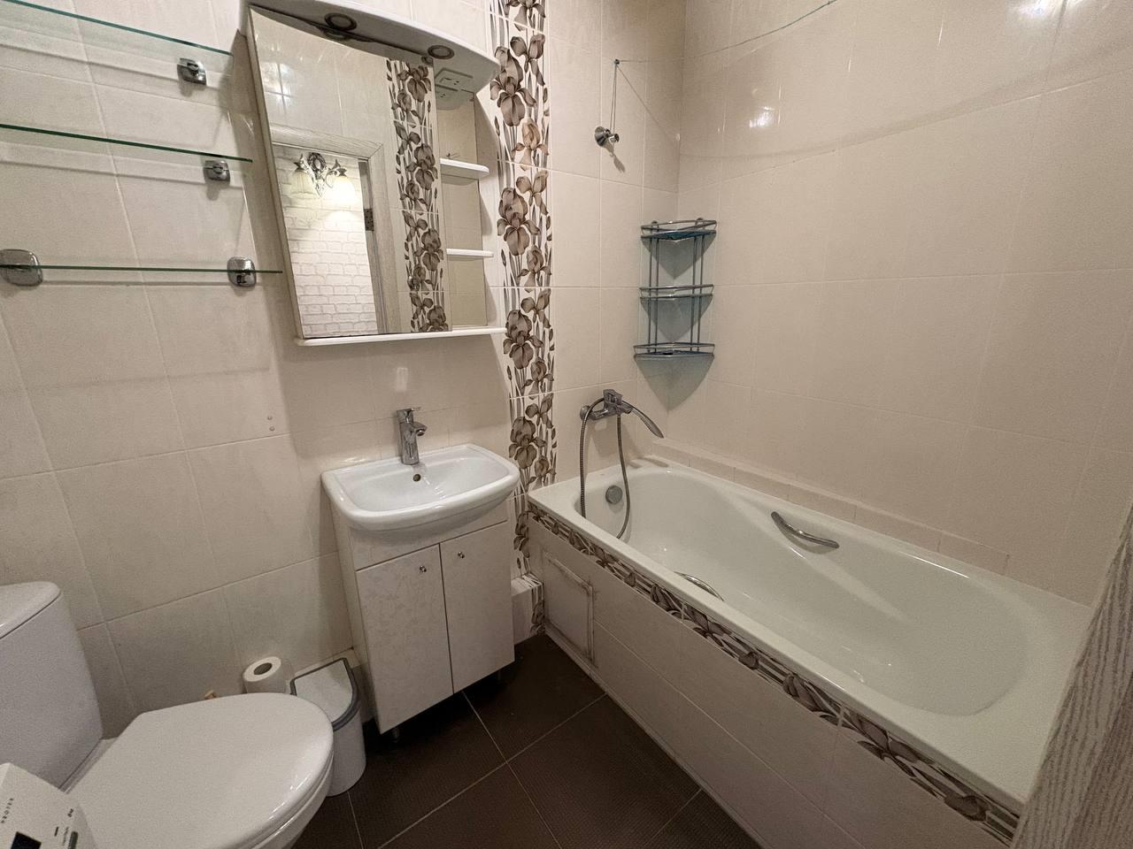 Фото №6: 3-комнатная квартира 58 м² - Краснодар, Центральный внутригородской округ, мкр. Центральный, ул. Красная, 40