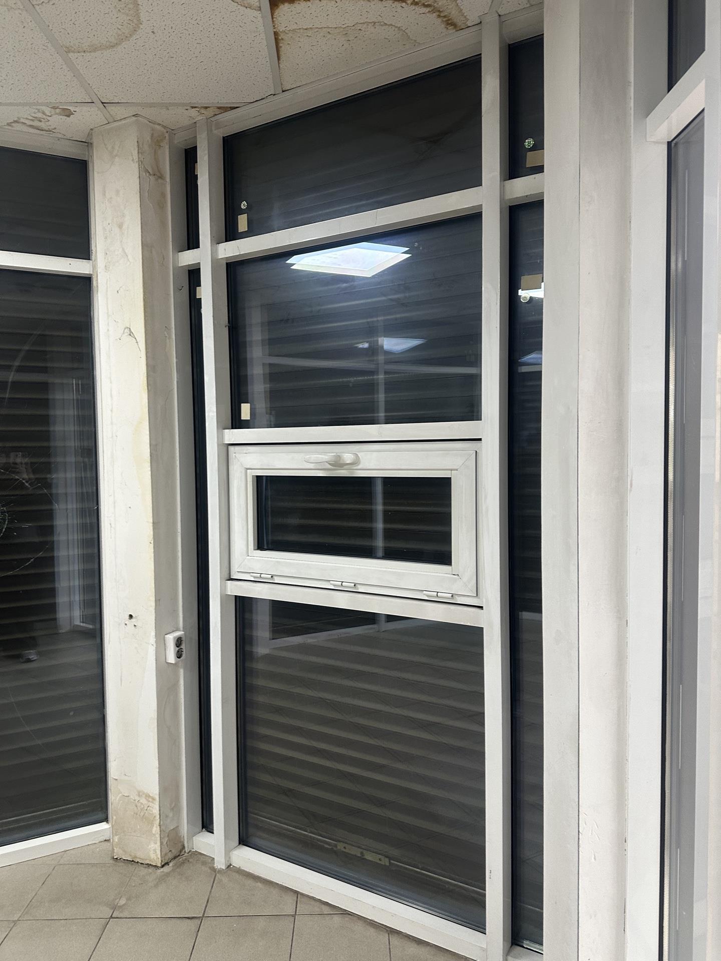 Фото №8: Коммерция 13 м² - Краснодар, Карасунский внутригородской округ, Центральный внутригородской округ, мкр. Черёмушки, ул. Селезнёва, 136