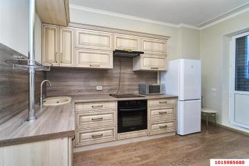 Фото №1: 2-комнатная квартира 63 м² - Краснодар, п. Калинино, ул. Российская, 267/3к4