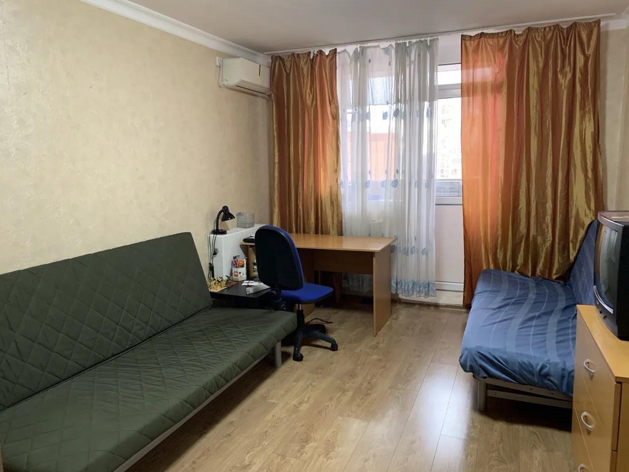 Фото №1: 1-комнатная квартира 39 м² - Краснодар, Военный городок № 109, мкр. Прикубанский внутригородской округ, ул. Кореновская, 61