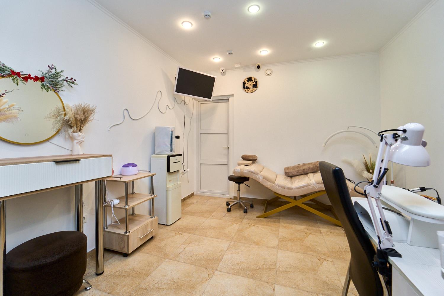 Фото №13: Коммерция 55 м² - Краснодар, Прикубанский внутригородской округ, мкр. Молодёжный, ул. Душистая