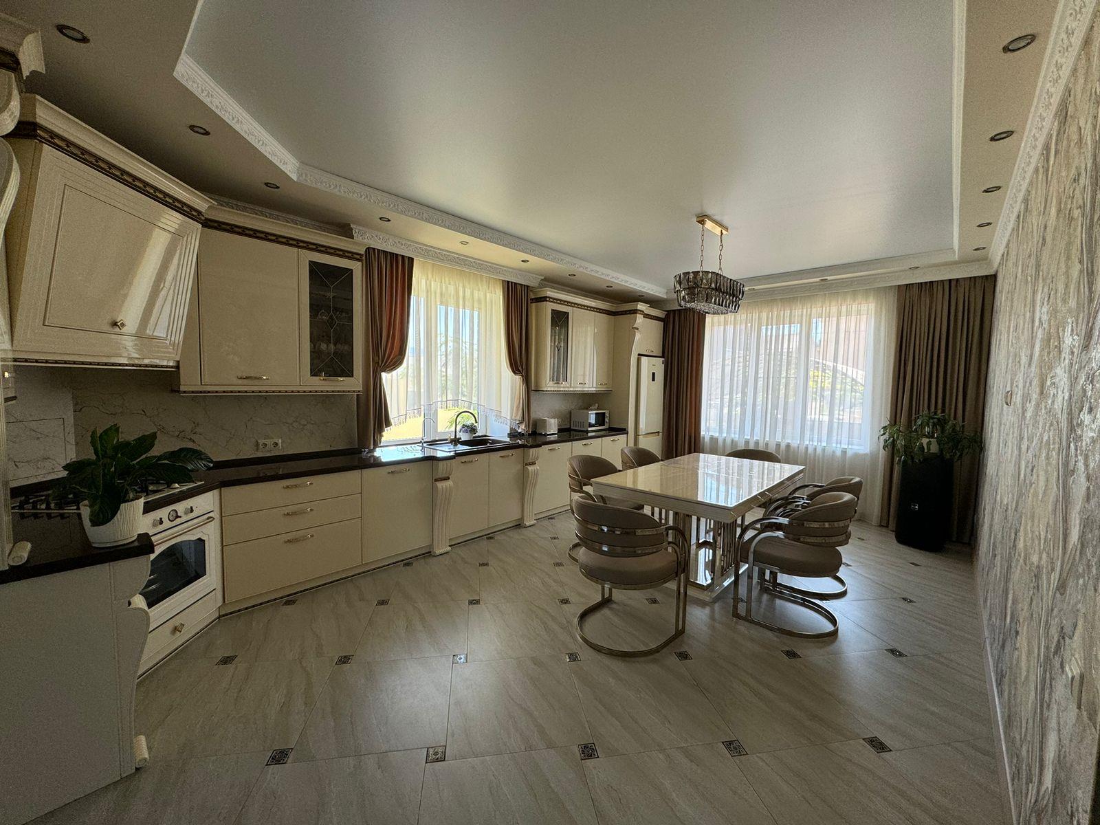 Фото №13: Дом 1268 м² + 5.42 сот. - Витязево, пр-кт Южный