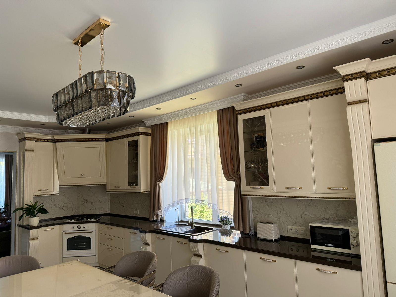 Фото №2: Дом 1268 м² + 5.42 сот. - Витязево, пр-кт Южный