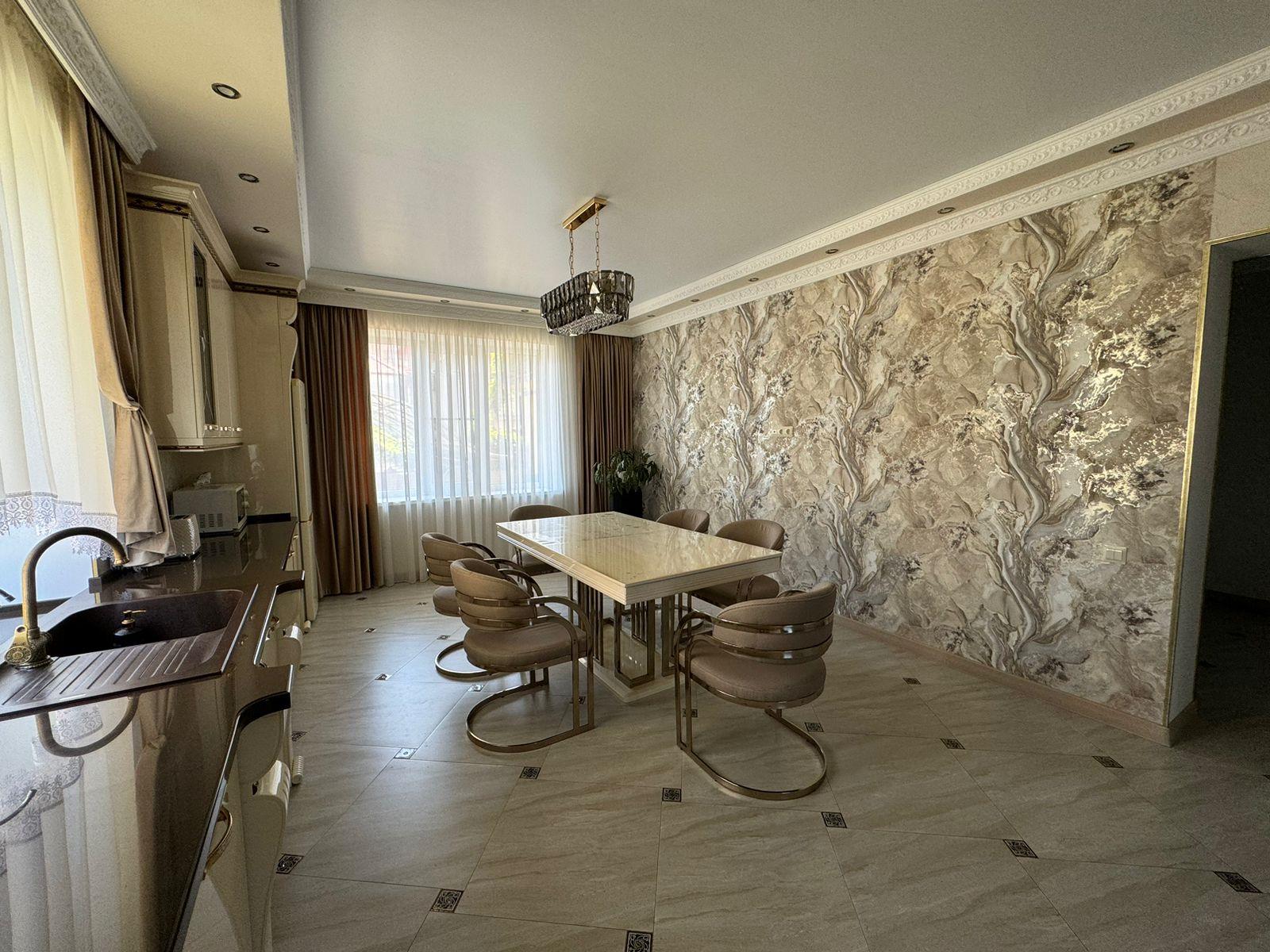 Фото №10: Дом 1268 м² + 5.42 сот. - Витязево, пр-кт Южный