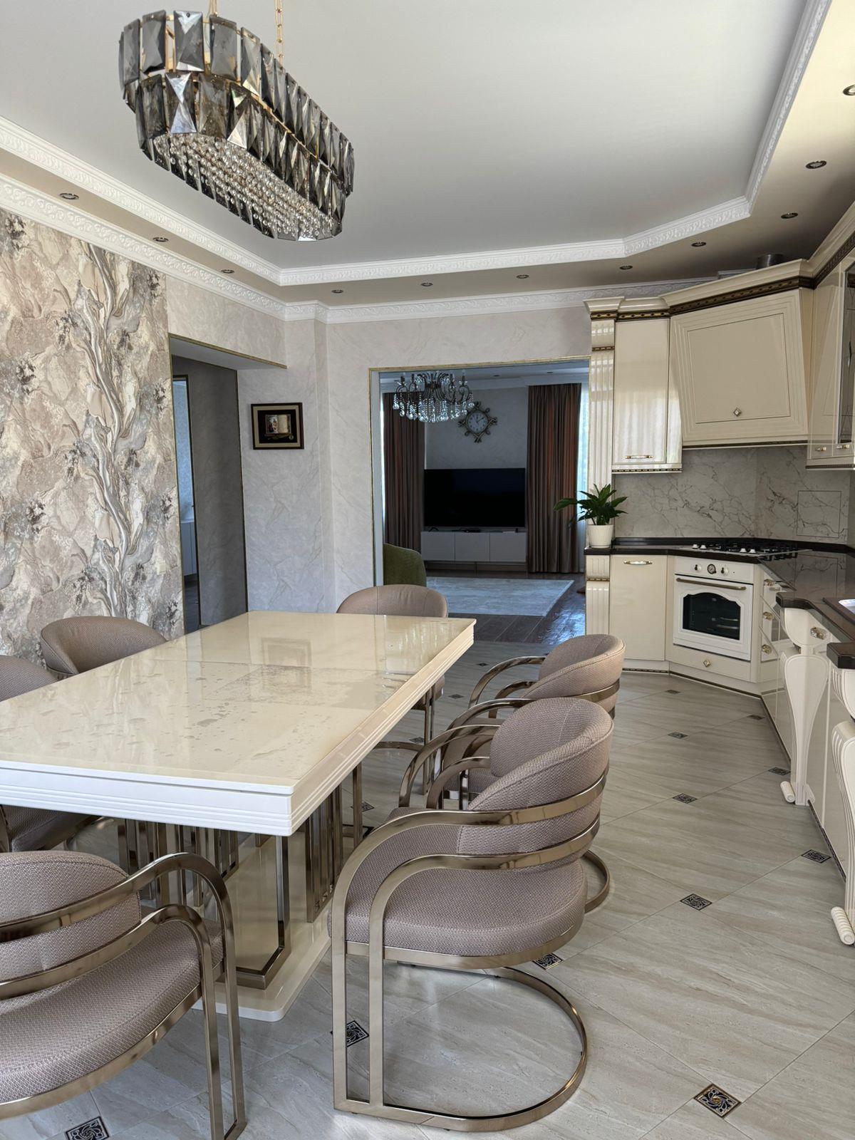 Фото №11: Дом 1268 м² + 5.42 сот. - Витязево, пр-кт Южный