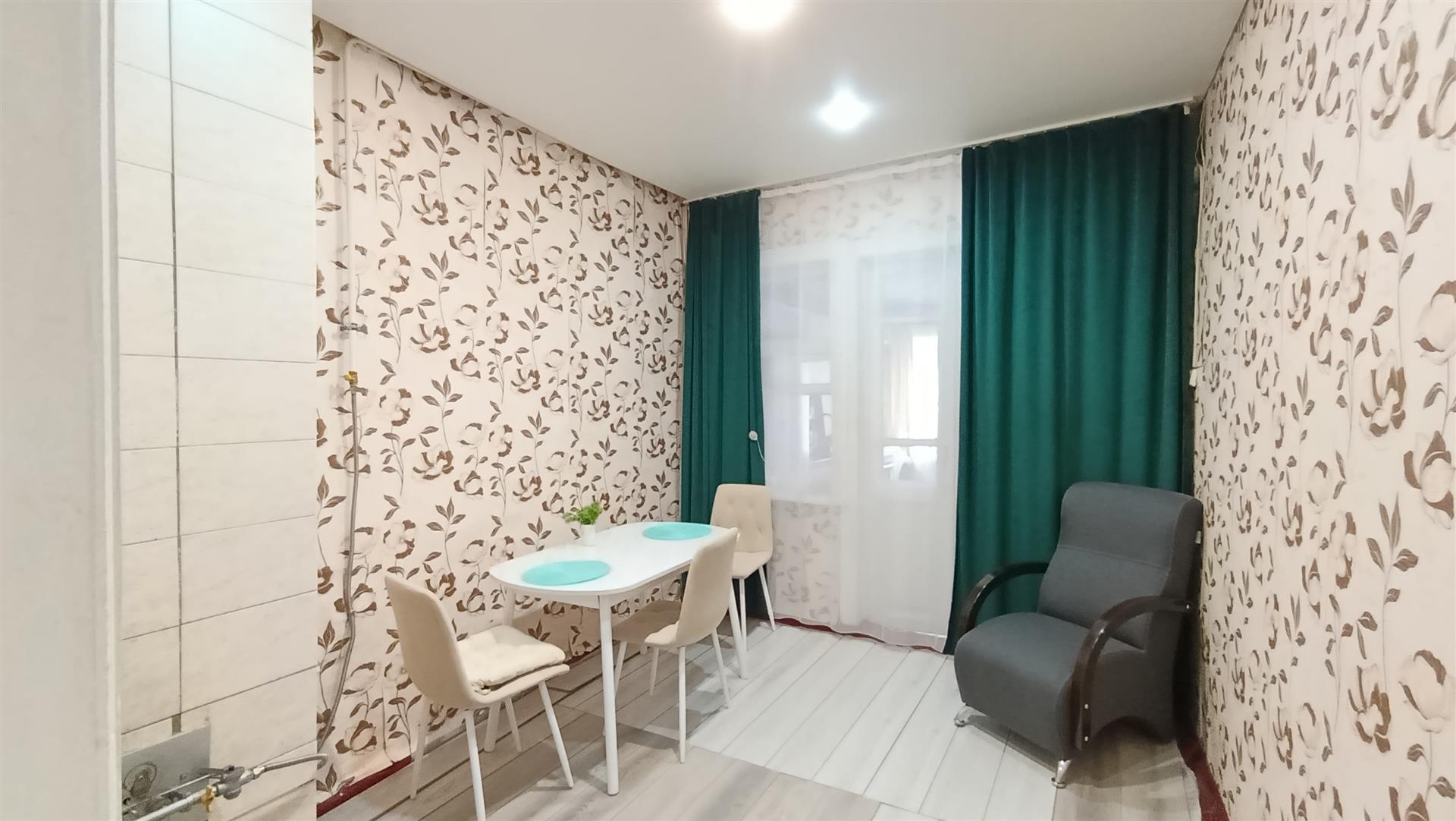 Фото №2: 5+-комнатная квартира 57 м² - Краснодар, Центральный внутригородской округ, мкр. Центральный, ул. Чапаева, 126