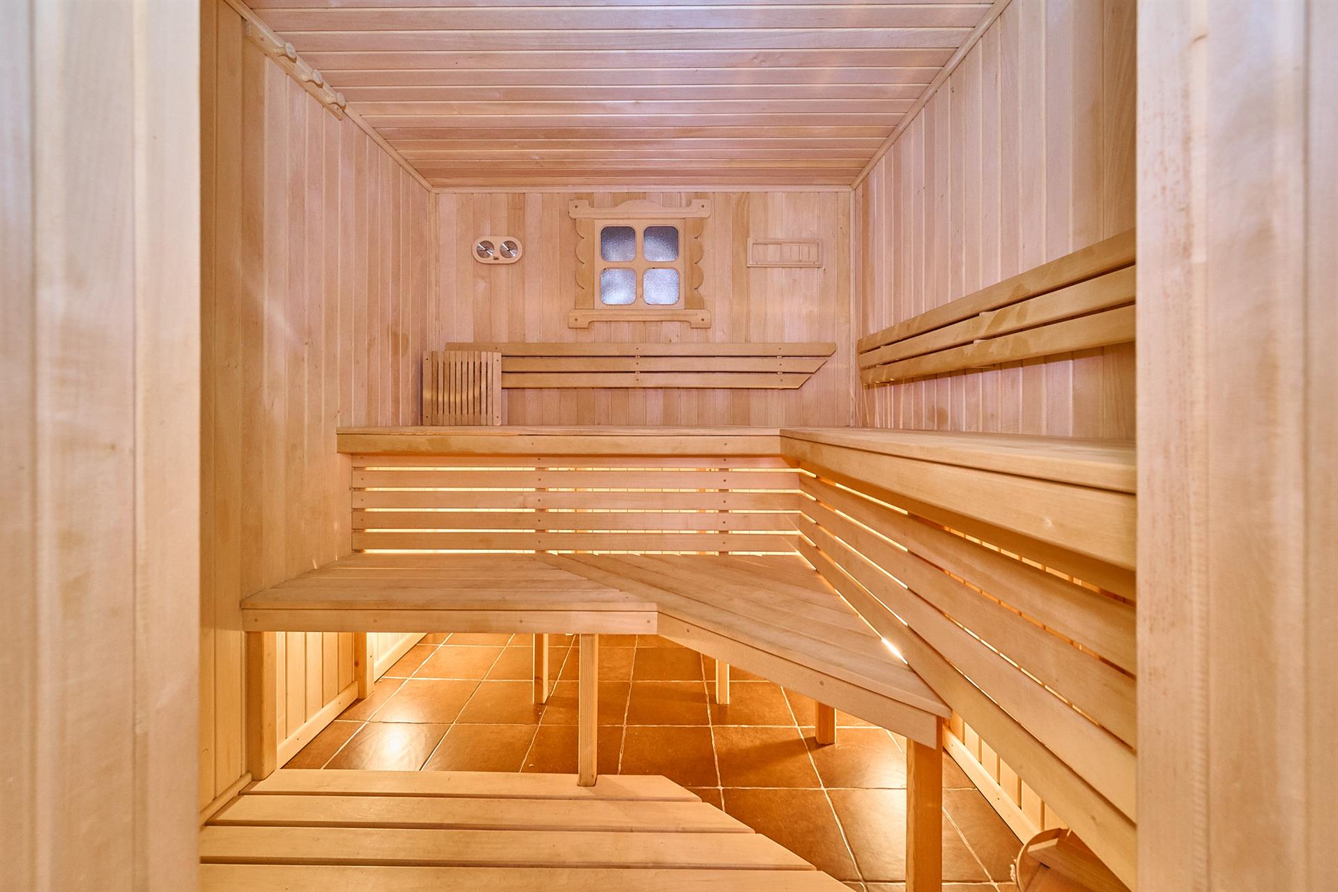 Фото №23: Дом 340 м² + 8 сот. - Краснодар, Прикубанский внутригородской округ, мкр. Новый, пер. Обский, 3