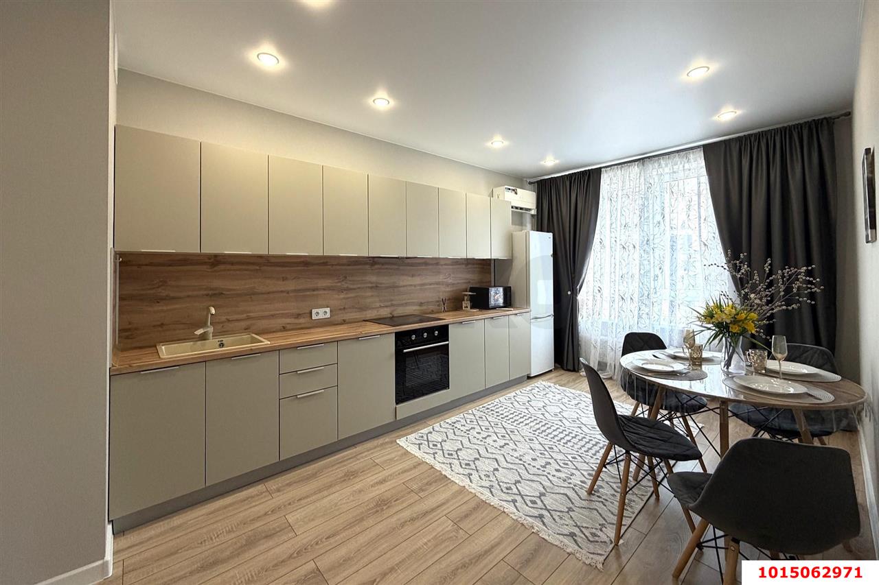 Фото №5: 1-комнатная квартира <span class="whitespace-nowrap">36 м²</span>, <span class="whitespace-nowrap">9/9 эт.</span> - Краснодар, Прикубанский внутригородской округ, мкр. Парк Победы, ул. имени Героя Дангиреева, 2
