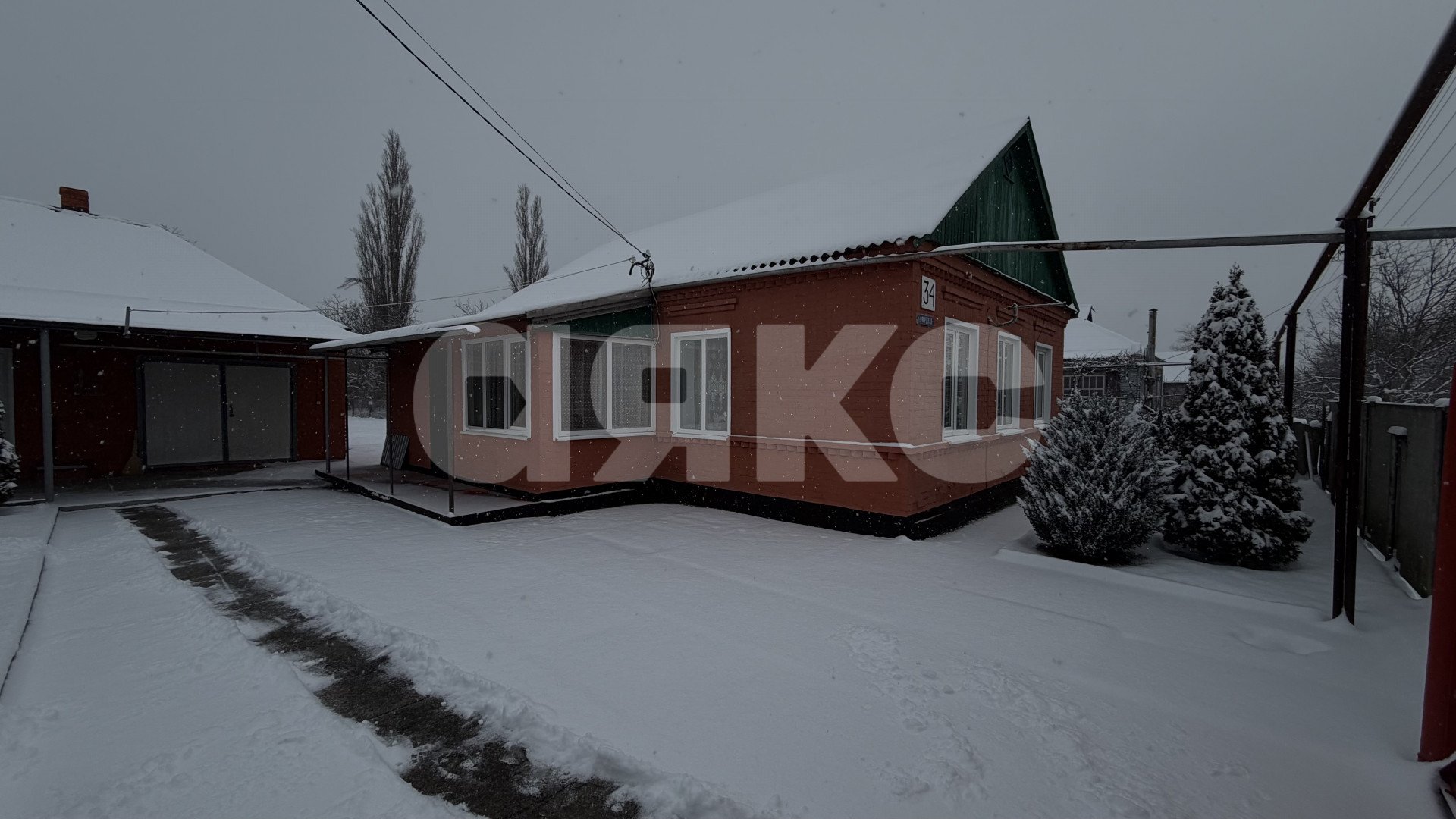 Фото №1: Дом 60 м² + 11 сот. - Новокубанск, ул. Фрунзе, 34