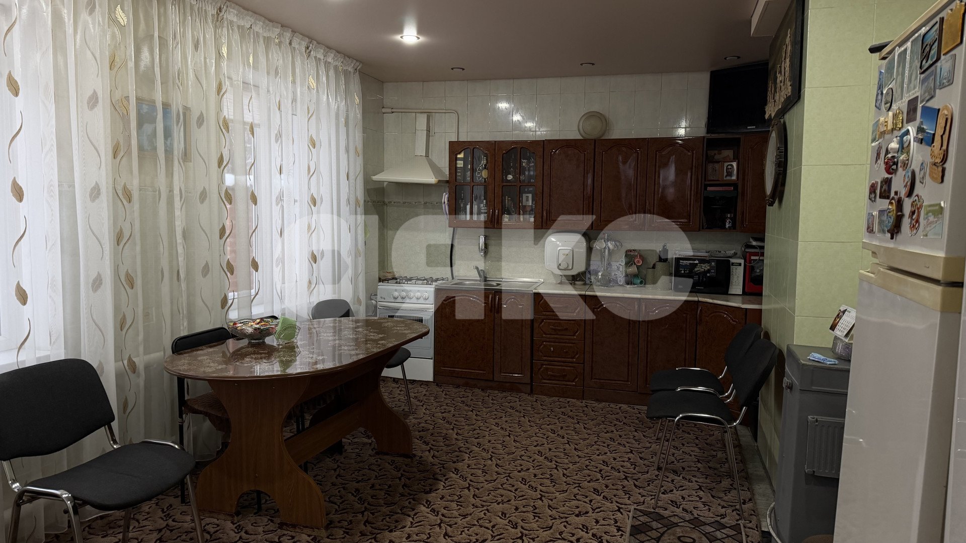 Фото №8: Дом 60 м² + 11 сот. - Новокубанск, ул. Фрунзе, 34