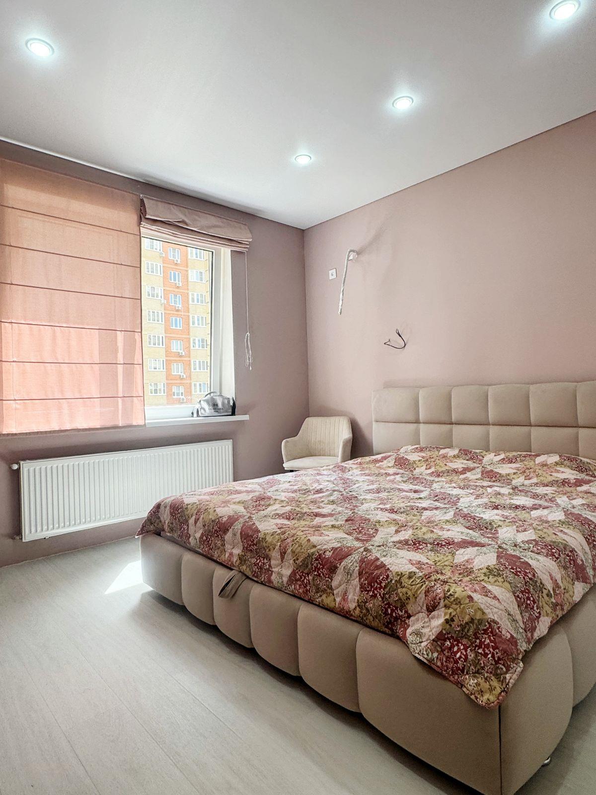 Фото №3: 2-комнатная квартира 65 м² - Краснодар, Прикубанский внутригородской округ, Краевая Клиническая Больница, мкр. жилой комплекс Свобода, ул. Домбайская, 55к8