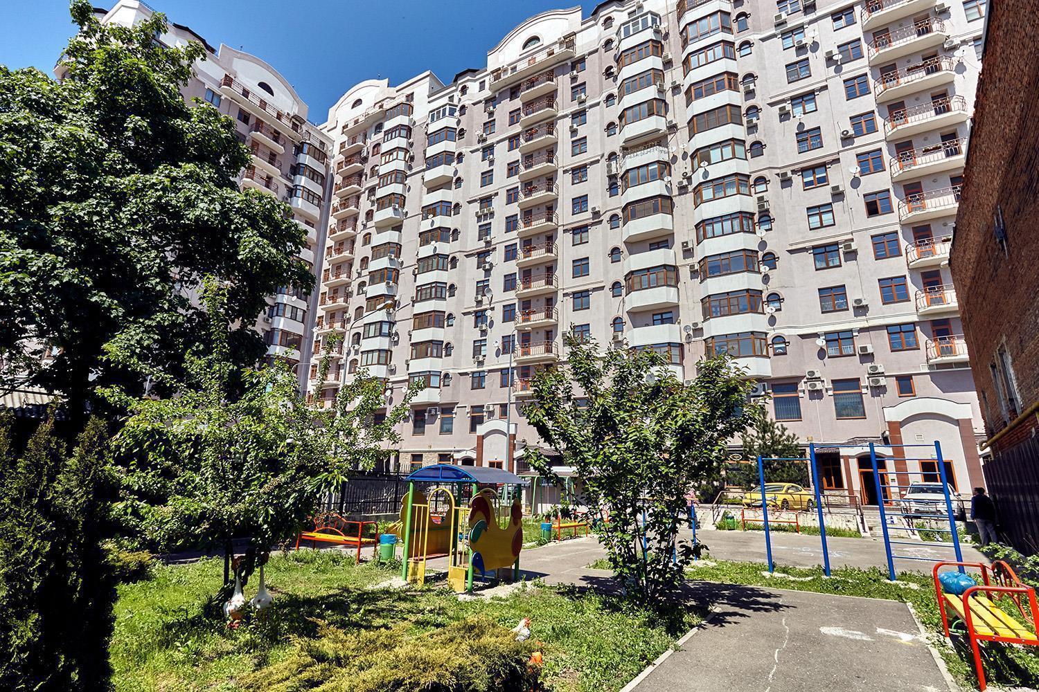 Фото №6: 3-комнатная квартира 140 м² - Краснодар, Центральный внутригородской округ, Западный внутригородской округ, мкр. Центральный, ул. Октябрьская, 74