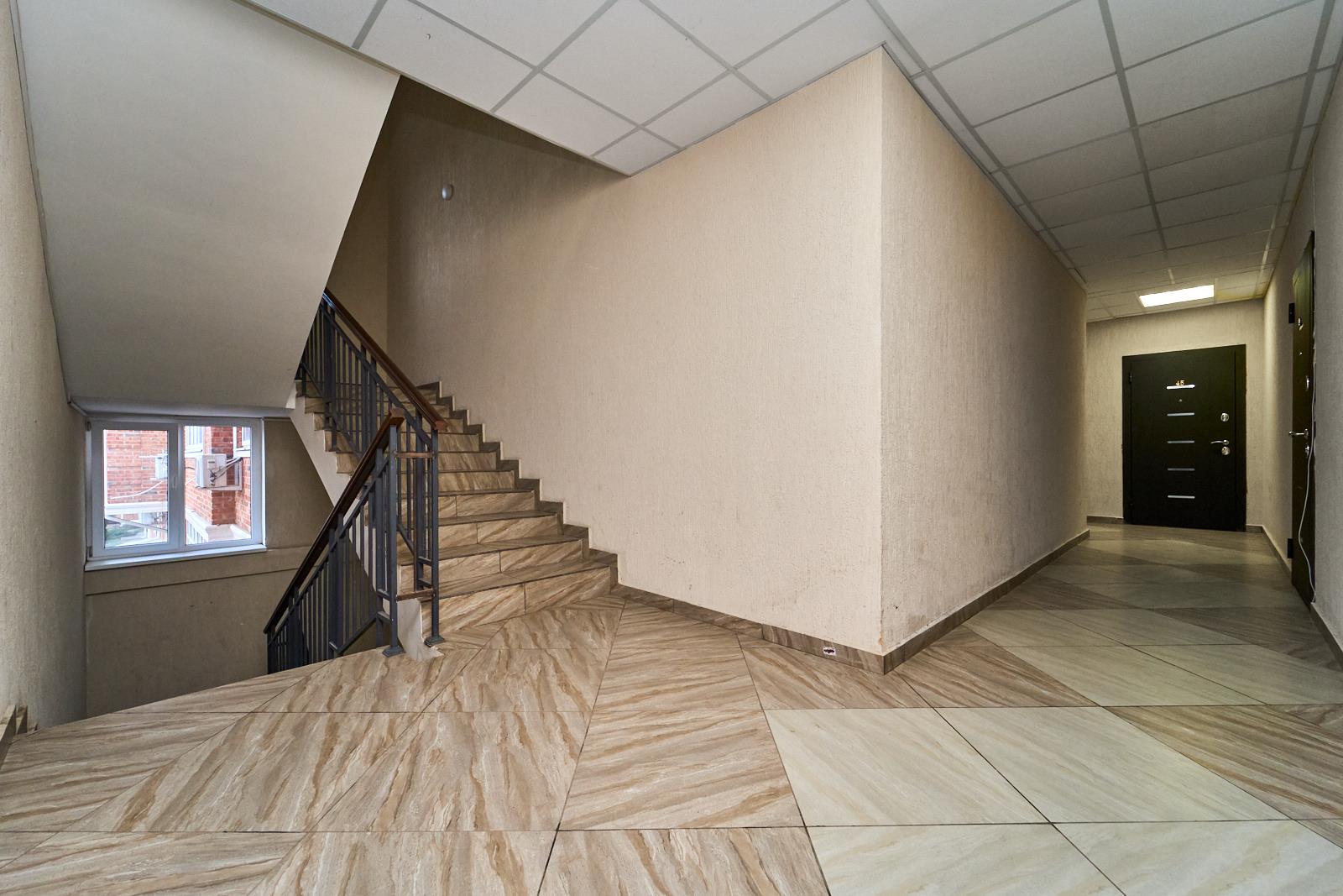 Фото №11: 1-комнатная квартира 40 м² - Краснодар, Прикубанский внутригородской округ, Калинино, имени Петра Метальникова, мкр. ЖК Арбатский, ул. Цезаря Куникова, 18лит6