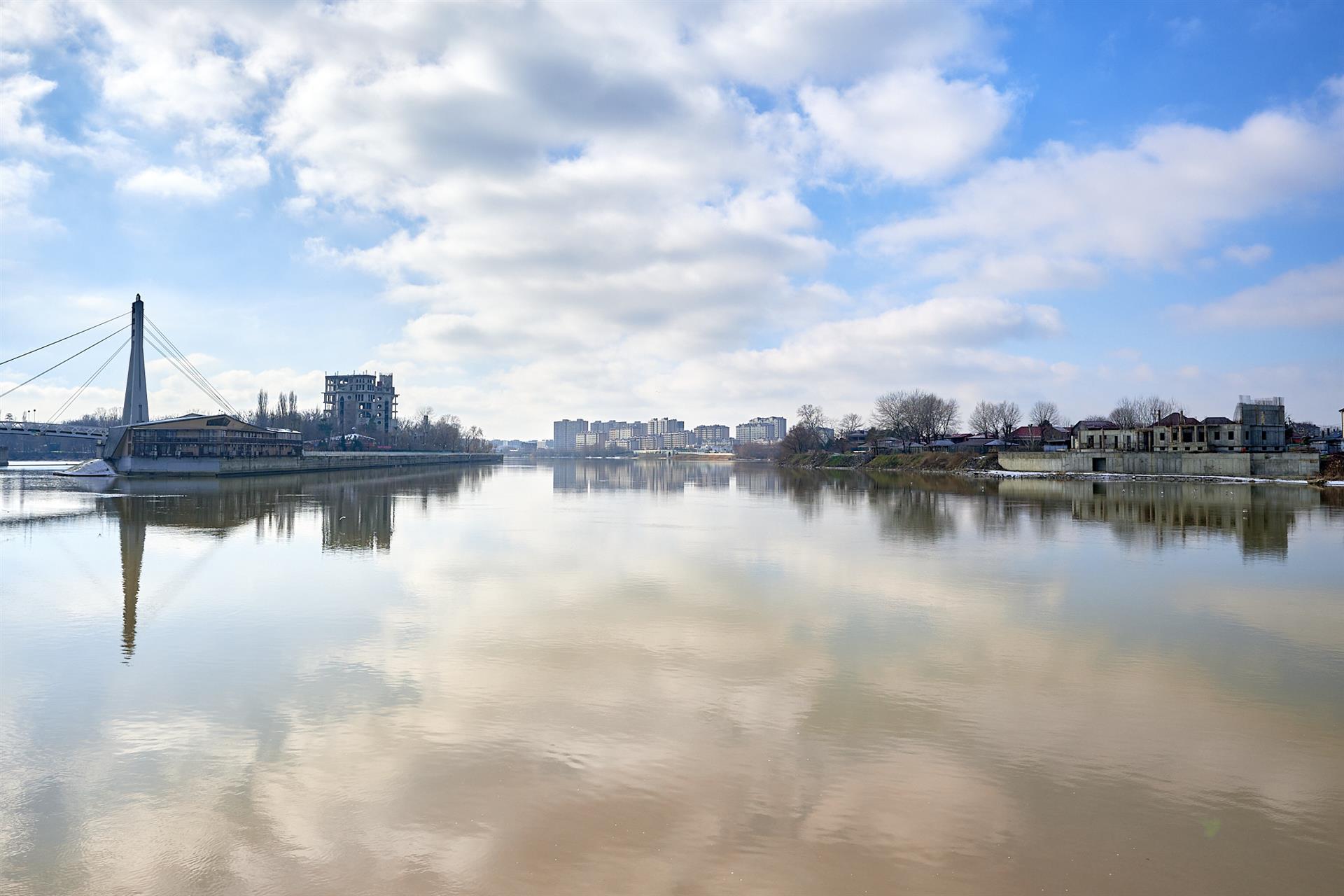 Фото №28: 2-комнатная квартира 85 м² - Краснодар, Западный внутригородской округ, Центральный внутригородской округ, жилой комплекс Адмирал, мкр. Центральный, ул. Кубанская набережная, 39