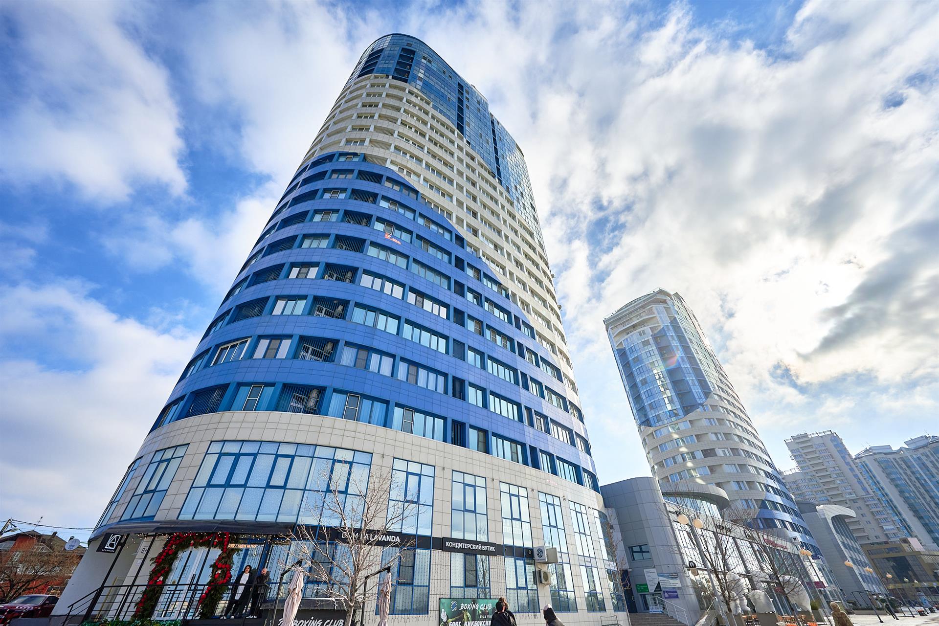 Фото №1: 2-комнатная квартира 85 м² - Краснодар, Западный внутригородской округ, Центральный внутригородской округ, жилой комплекс Адмирал, мкр. Центральный, ул. Кубанская набережная, 39