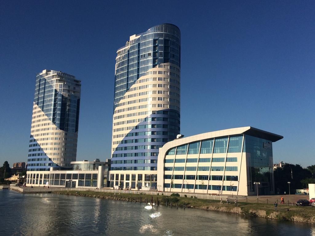 Фото №32: 2-комнатная квартира 85 м² - Краснодар, Западный внутригородской округ, Центральный внутригородской округ, жилой комплекс Адмирал, мкр. Центральный, ул. Кубанская набережная, 39