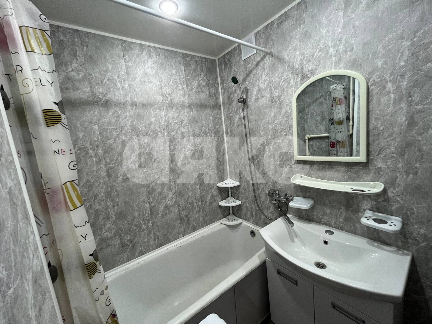 Фото №15: 3-комнатная квартира 59 м² - Нижнекамск, мкр. 14-й, ул. Менделеева, 2