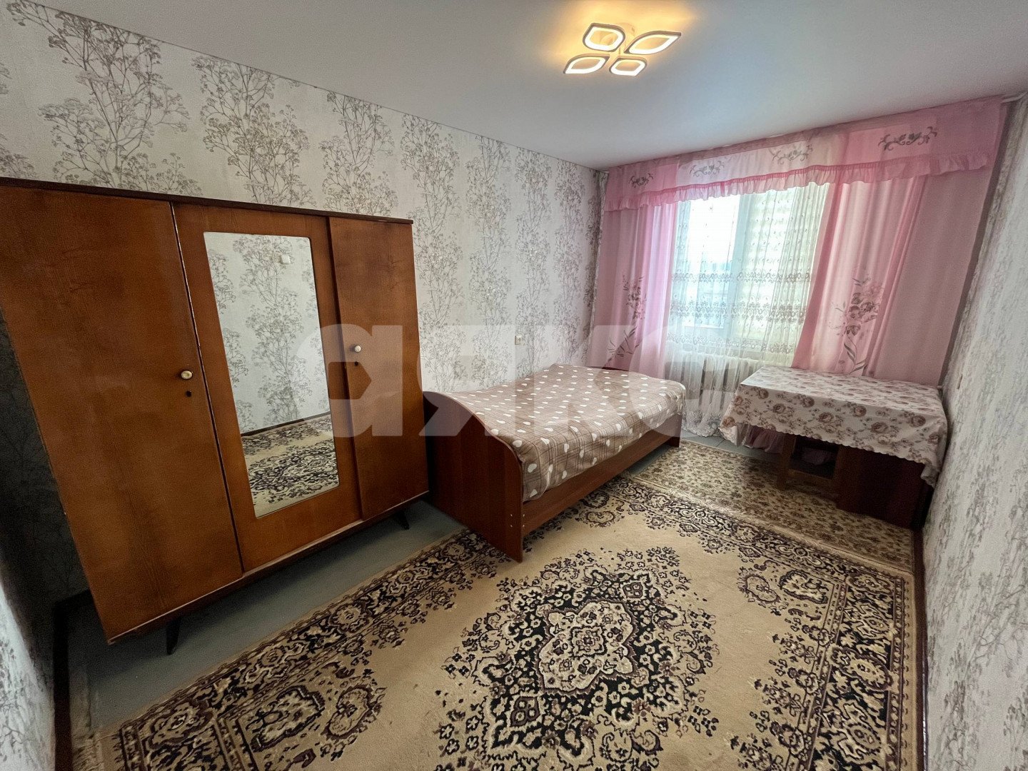 Фото №14: 3-комнатная квартира 59 м² - Нижнекамск, мкр. 14-й, ул. Менделеева, 2