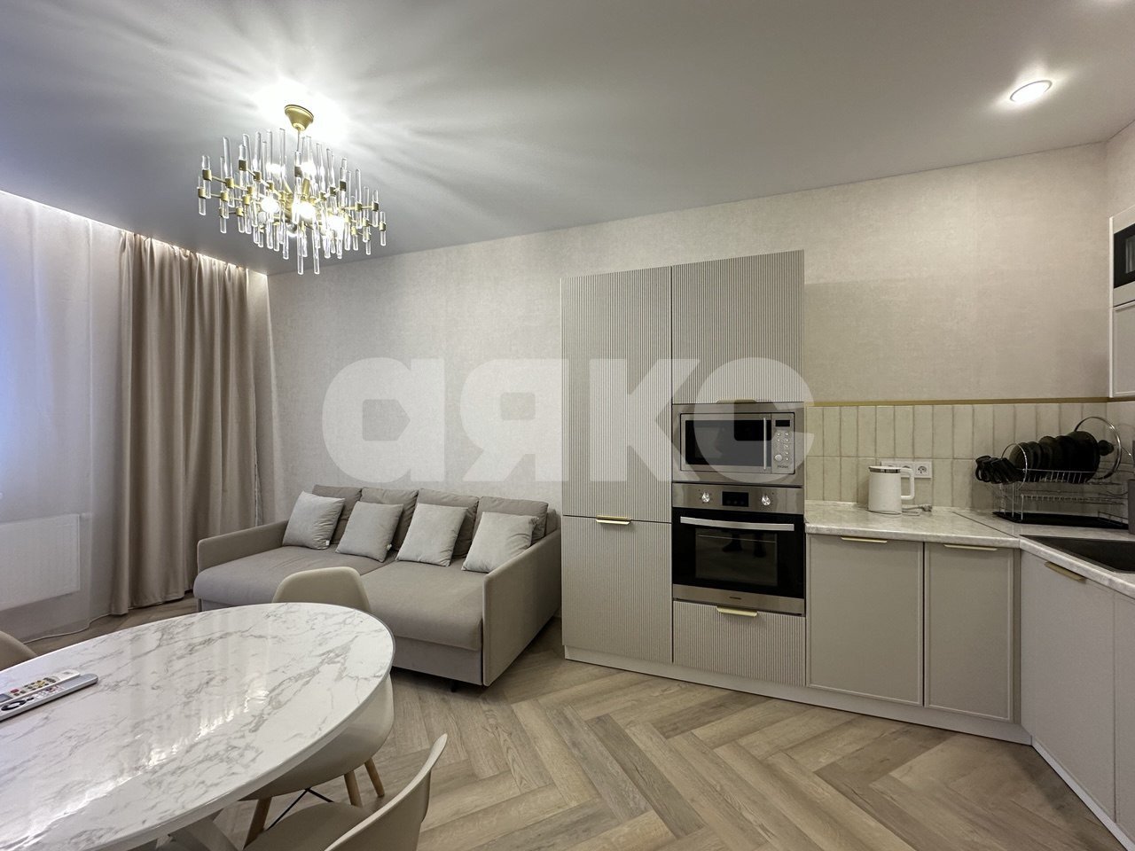 Фото №1: 2-комнатная квартира 34 м² - Тула, Привокзальный территориальный округ, мкр. Петровский квартал, ул. Маршала Полубоярова, 4