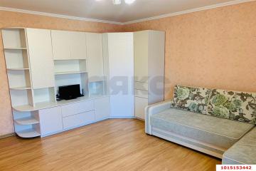 Фото №1: 2-комнатная квартира 58 м² - Краснодар, мкр. Краевая Клиническая Больница, ул. Российская, 130