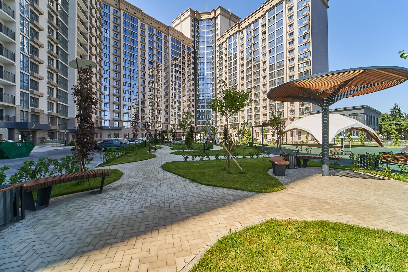 Фото №1: 1-комнатная квартира 43 м² - Краснодар, ЖК Аврора, жилой комплекс Аврора, мкр. Западный внутригородской округ, ул. имени Дзержинского, 95