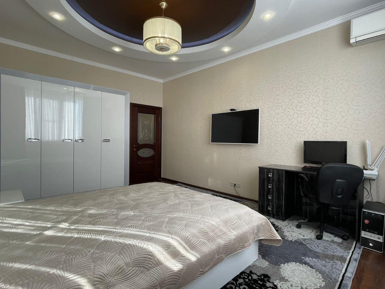 Фото №2: 3-комнатная квартира 115 м² - Краснодар, Западный внутригородской округ, Центральный внутригородской округ, мкр. Центральный, ул. Кубанская набережная, 37/12