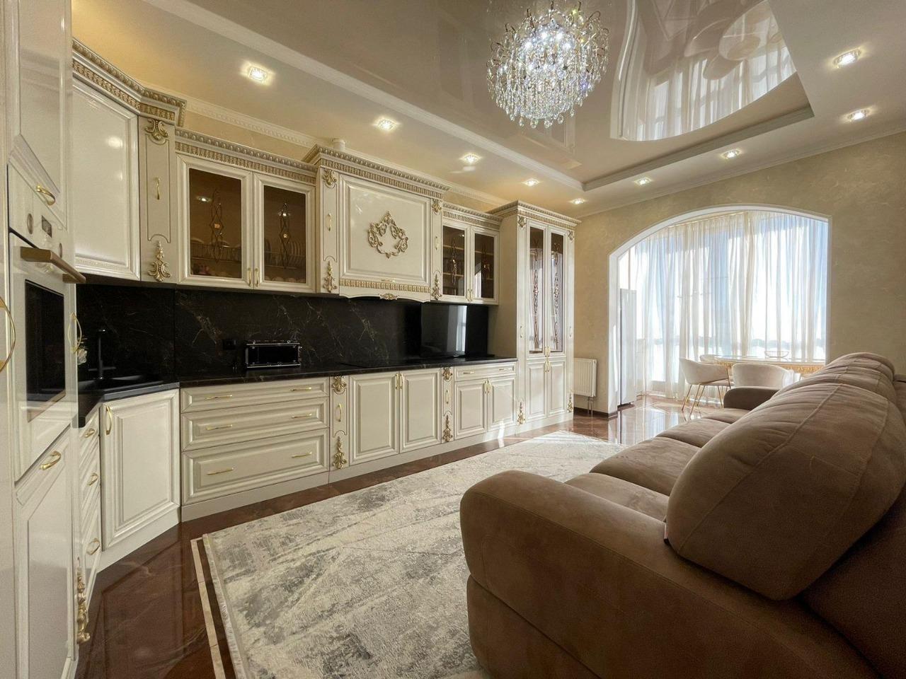 Фото №7: 3-комнатная квартира 115 м² - Краснодар, Западный внутригородской округ, Центральный внутригородской округ, мкр. Центральный, ул. Кубанская набережная, 37/12