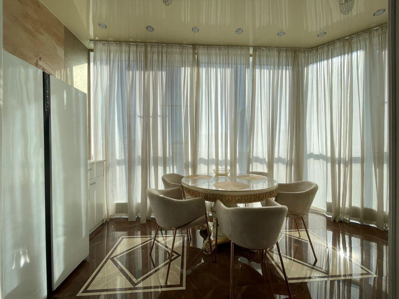 Фото №9: 3-комнатная квартира 115 м² - Краснодар, Западный внутригородской округ, Центральный внутригородской округ, мкр. Центральный, ул. Кубанская набережная, 37/12