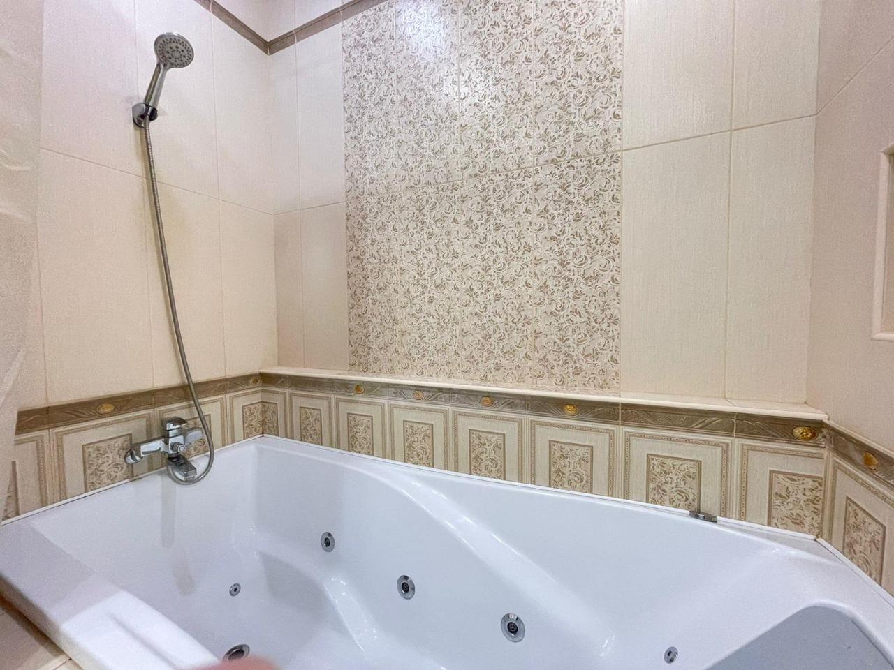 Фото №10: 3-комнатная квартира 115 м² - Краснодар, Западный внутригородской округ, Центральный внутригородской округ, мкр. Центральный, ул. Кубанская набережная, 37/12