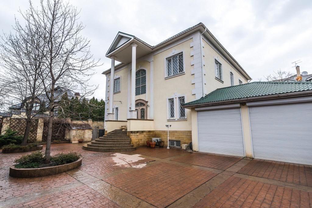 Фото №3: Дом 547 м² + 9.5 сот. - Краснодар, Прикубанский внутригородской округ, мкр. Фестивальный, ул. Геленджикская, 3