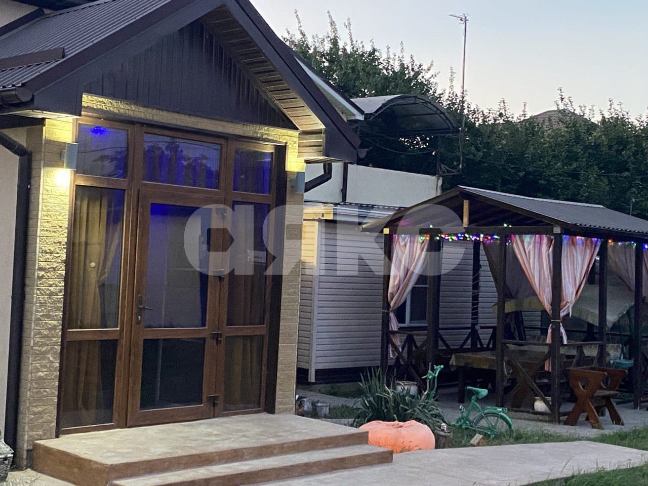 Фото №24: Дом 500 м² + 11.42 сот. - Песчаный, ул. Лиманная