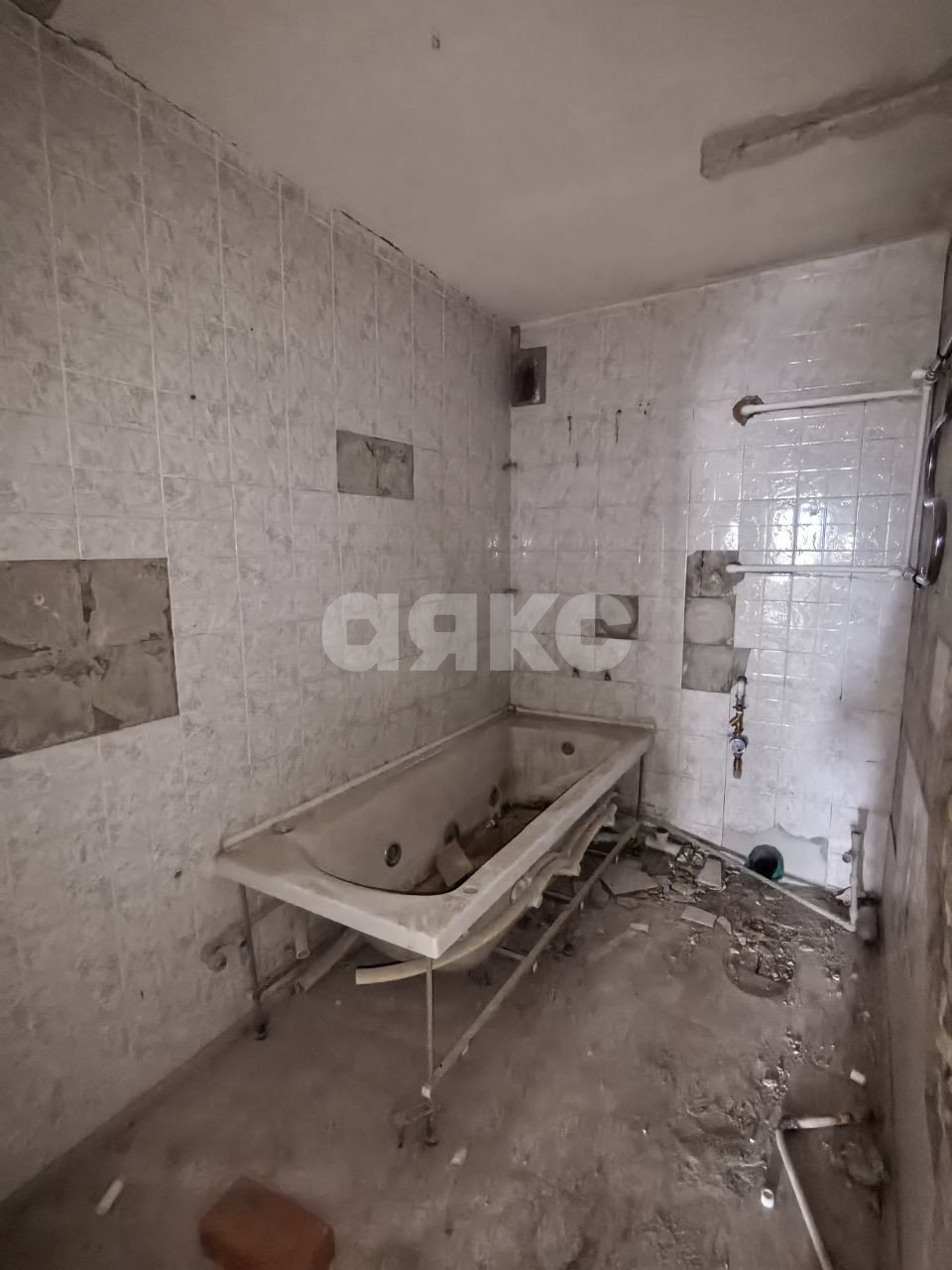 Фото №10: 3-комнатная квартира 61 м² - Мариуполь, р. Жовтневый, б-р Богдана Хмельницкого, 3