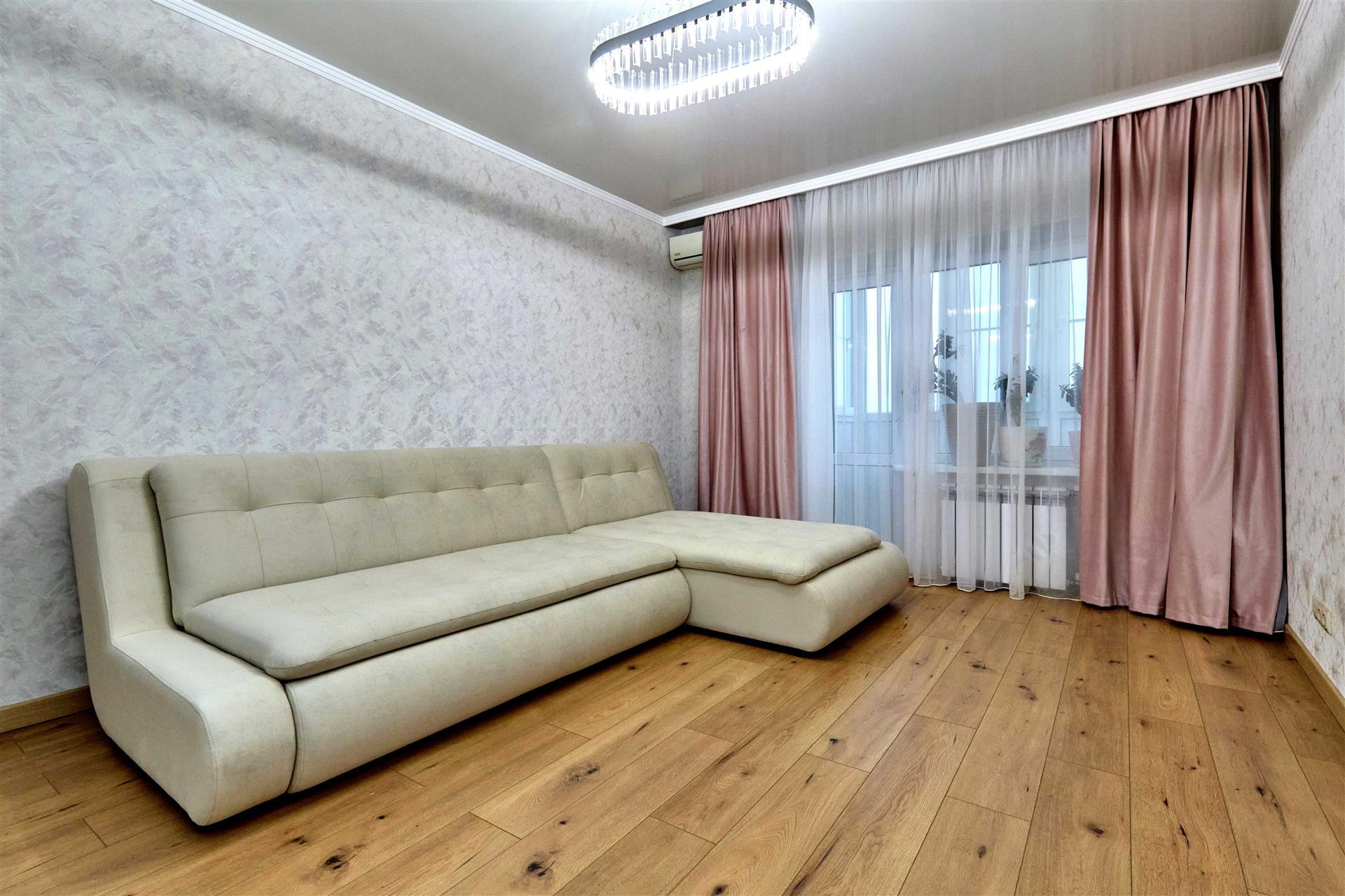 Фото №6: 3-комнатная квартира 63 м² - Краснодар, Центральный внутригородской округ, мкр. Центральный, ул. Коммунаров, 57