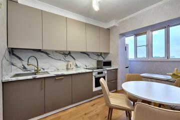 Фото №1: 3-комнатная квартира 63 м² - Краснодар, мкр. Центральный, ул. Коммунаров, 57